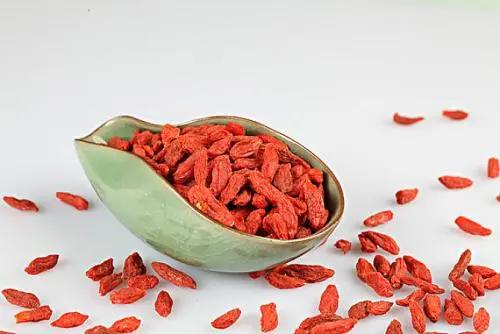 菊花分为哪几种类型 能喝的菊花有几种品种