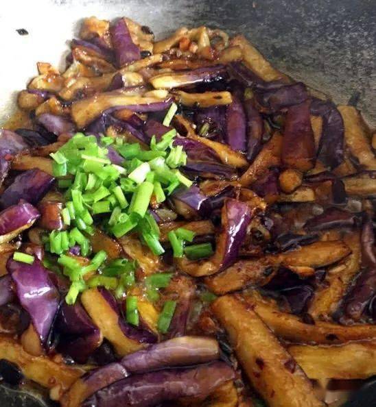 家常烧茄子简单做法 红烧茄子的最正确做法