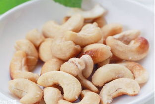 紫皮腰果为什么不去皮 为什么紫皮腰果比普通的便宜