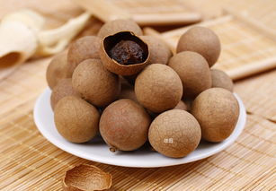 龙葵煮水治疗近视 桂圆治疗近视眼的成功案例